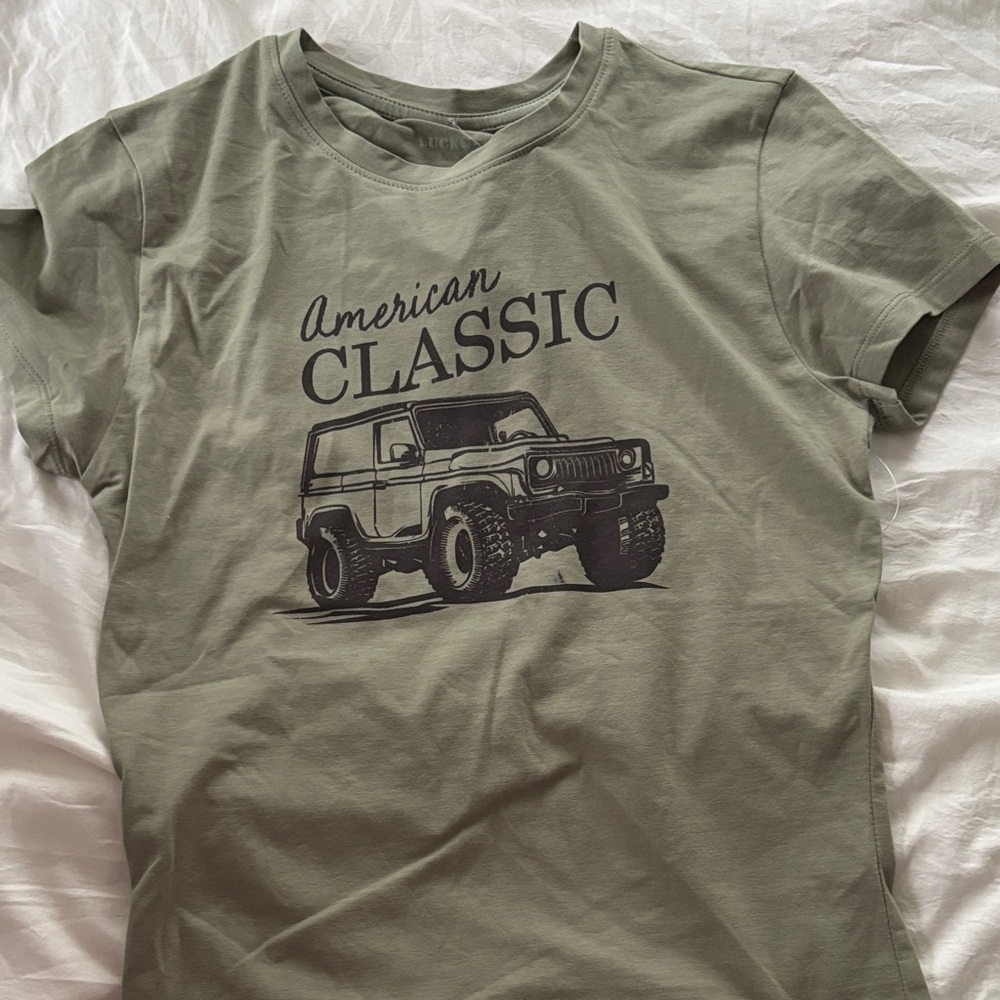 American Classic Graphic T-Shirt - Olive Green